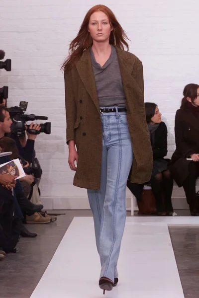 Look 18